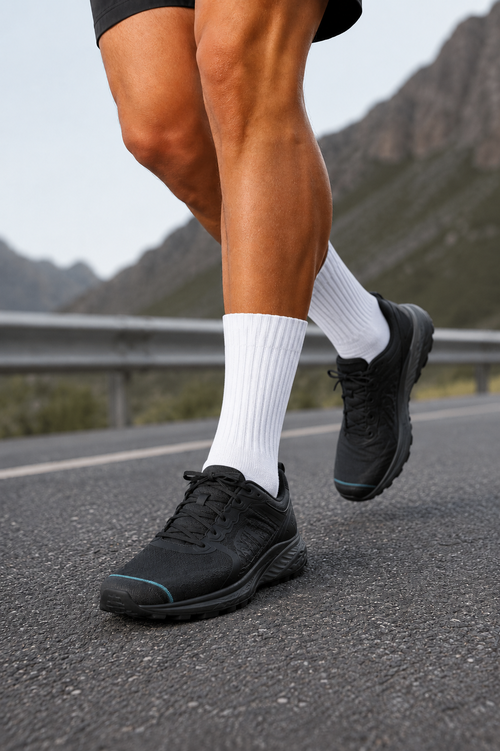 3 Paar Laufsocken Ultralight Pro – Schwarz/Weiß, Herren EU39-45