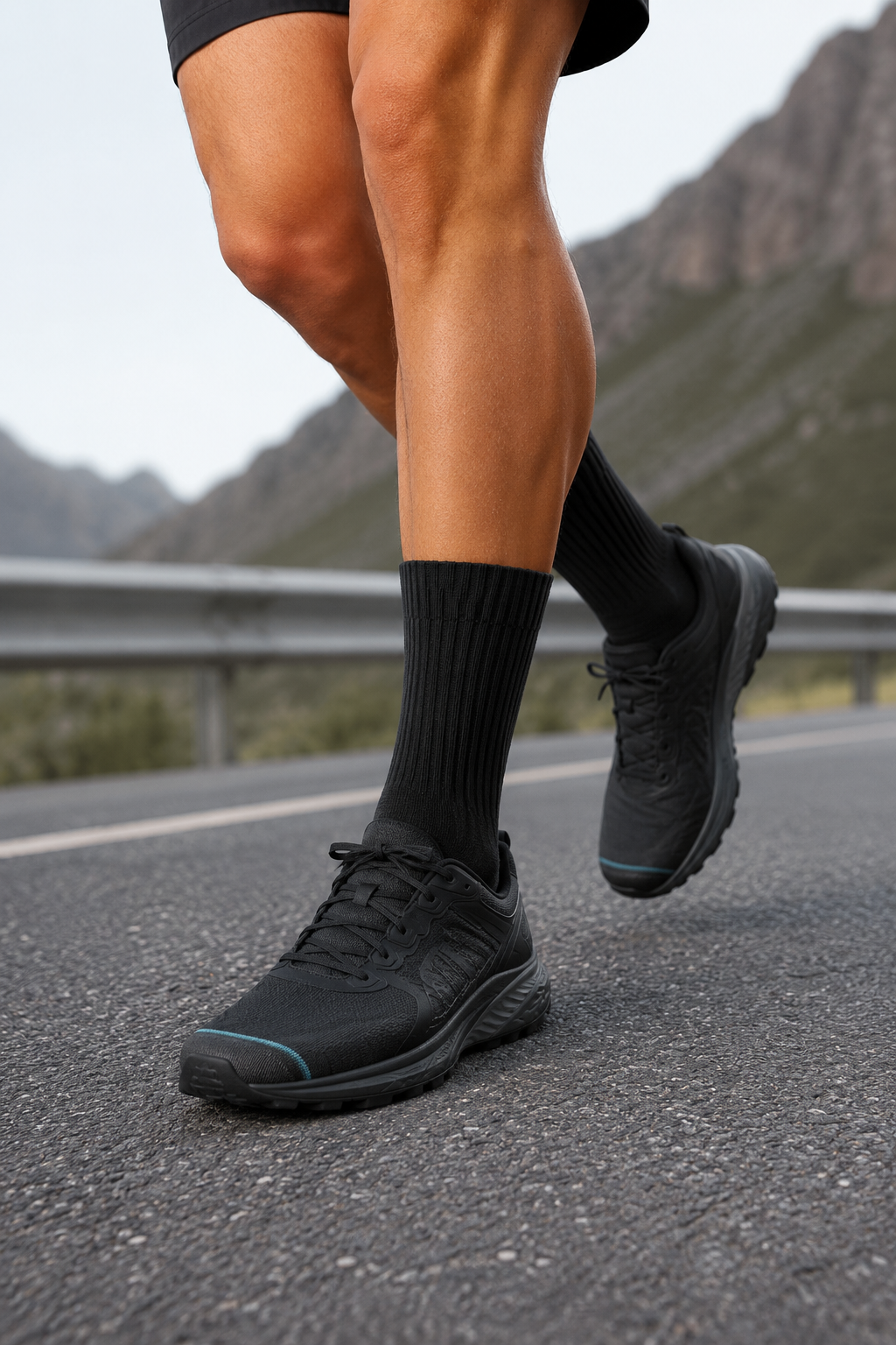 3 Paar Laufsocken Ultralight Pro – Schwarz/Weiß, Herren EU39-45